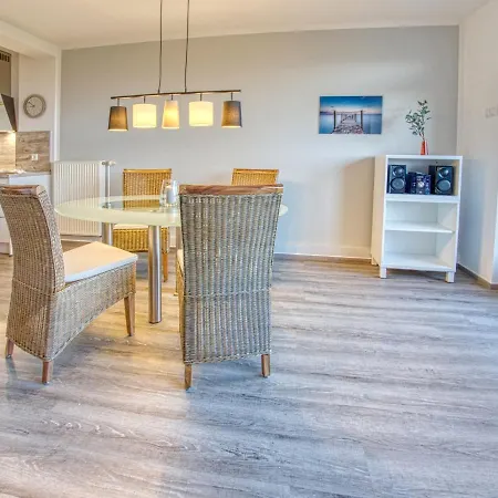 Mit Blick, Witte Hus Apartament Rettin